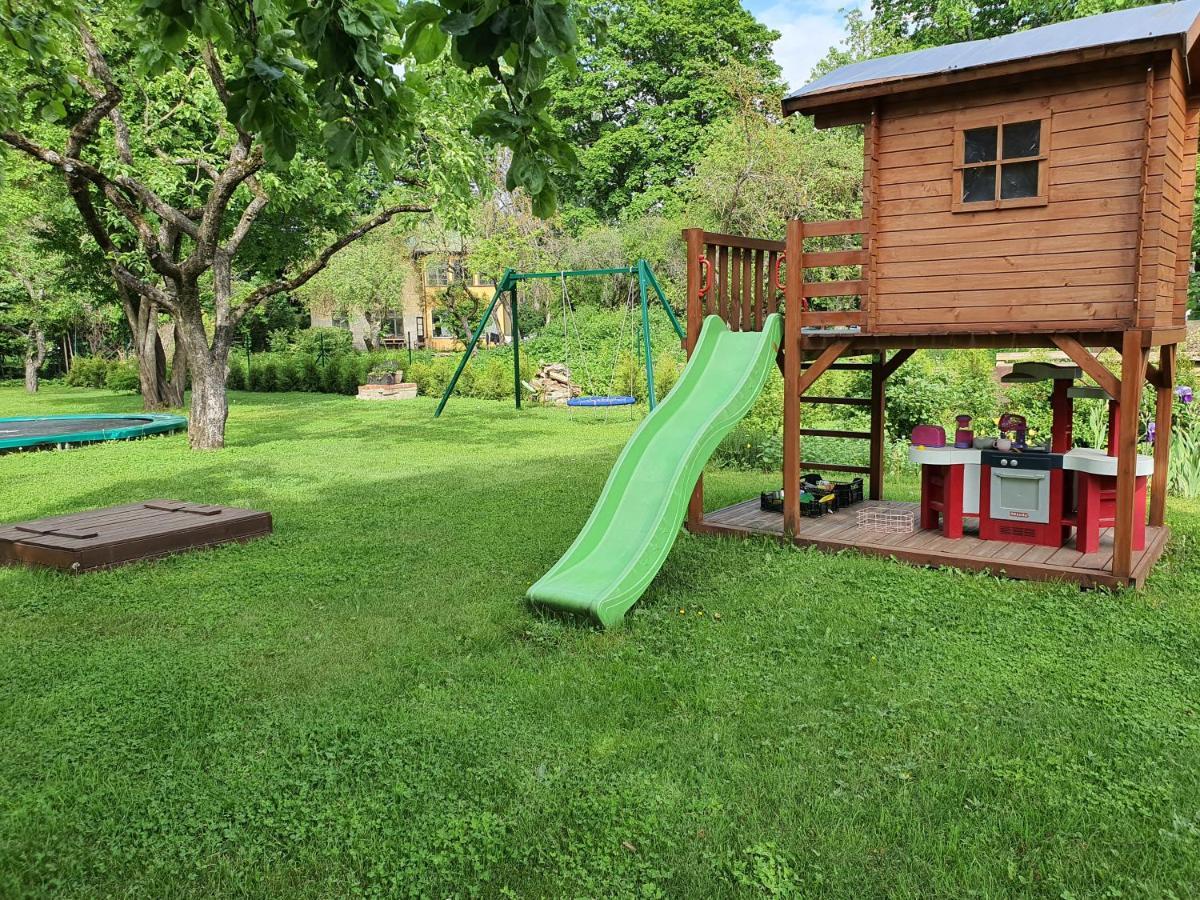 Studio Apartment In Private House Рига Экстерьер фото