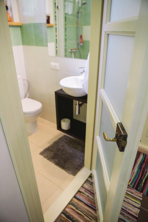 Studio Apartment In Private House Рига Номер фото